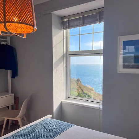 Housel Bay 4*